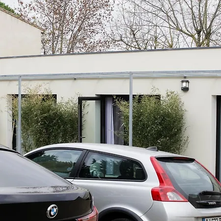 514 아파트호텔 3*